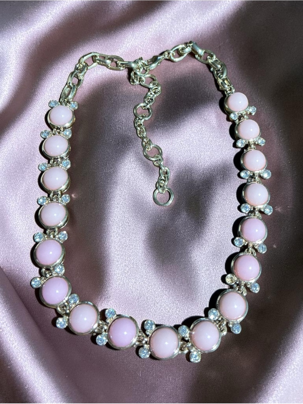 Lee by Lee Angel Capri Collar Necklace Pink Cabochon
Crystal Gold Tone - Picture 2 of 3